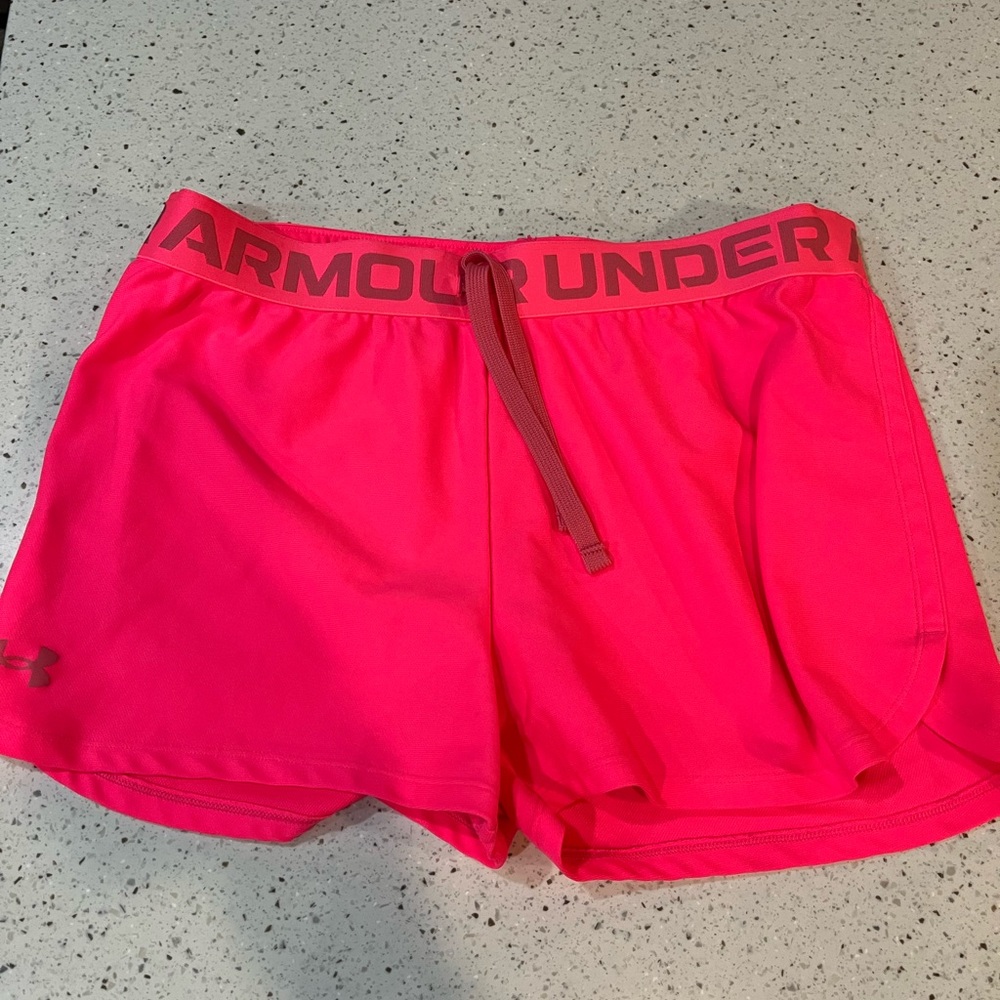 Under armour bright pink youth XL